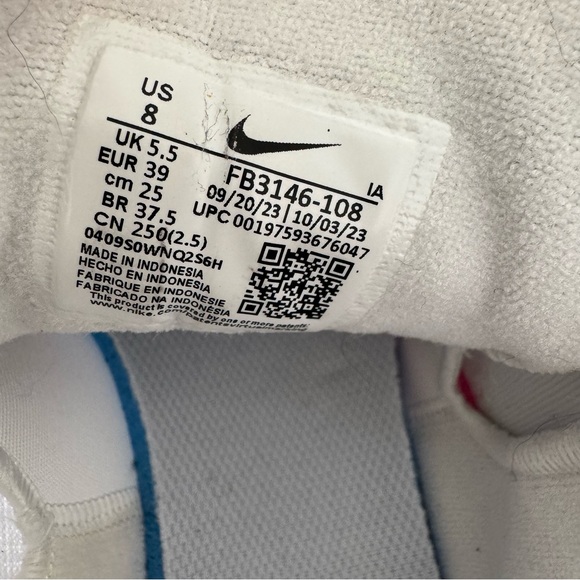 NIKE GP CHALLENGE PRO Size 8 Women’s Tennis Shoes - Picture 7 of 8